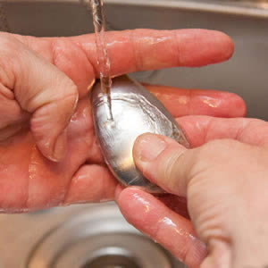 Deos Deluxe Stainless Steel Soap with Wall Mounted Bracket
