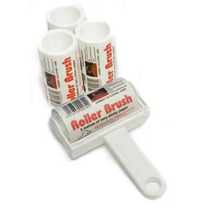 White Trident Sticky Roller Brush and 3 Refills (20m of sticky paper) with adhesive surface which can be torn off & thrown away once used. Designed for removing lint, dust & animal hair from clothes & upholstery