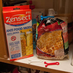 Zensect Anti Food Moth with 3 x Free Food Bag Clips