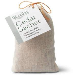 A large Sachet of Woodlore Aromatic Red Cedar Wood Chips from USA