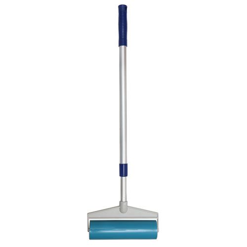 Washable lint roller with a long telescopic handle & £12&99