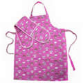 C'est Ca! Cakes Design Set of Deluxe Kitchen Apron & Double Oven Gloves