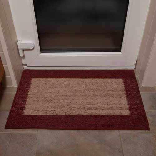 Machine washable door mat in dark and dark rust & £21&99