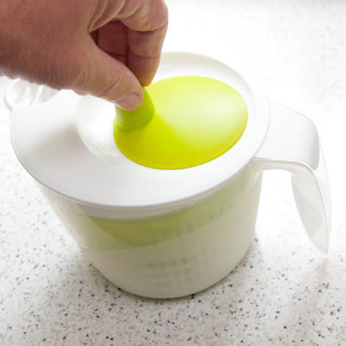 Salad Spinner - compact & convenient