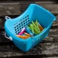 Caraselle Clothes Peg Pack with Peg Caddy & 20 Good Quality Pegs